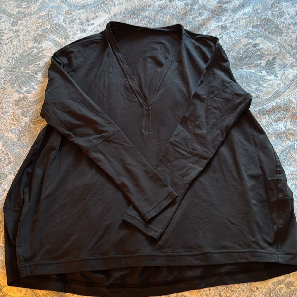 Lululemon long sleeve top